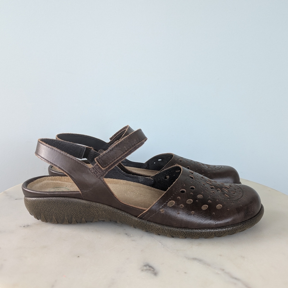 NAOT Israel Women's Brown Perforated Leather Comfort Mary Jane Sandals - Picture 3 of 9
